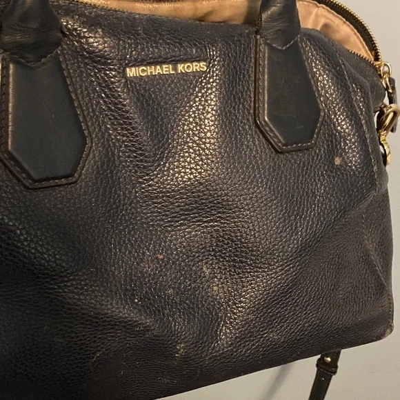 Michael Kors Pebbled navy Satchel - Picture 2 of 14
